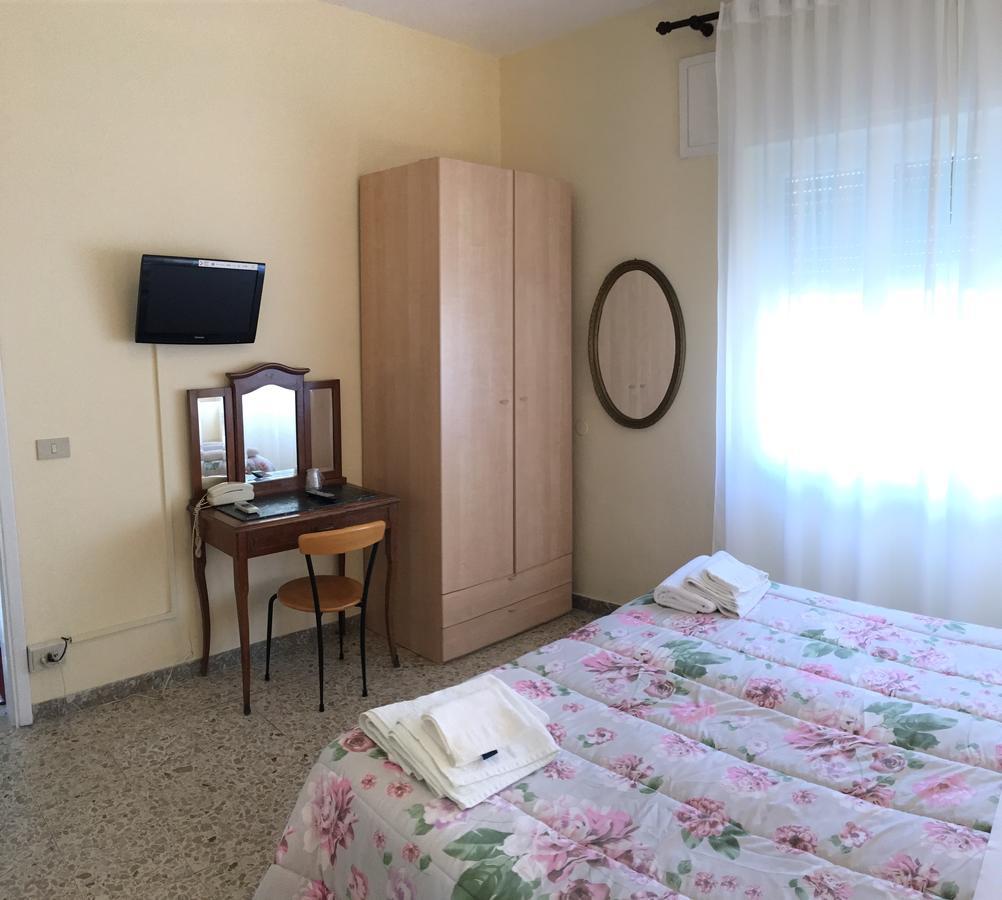 Hotel Casa Diomira Lido di Camaiore Dış mekan fotoğraf